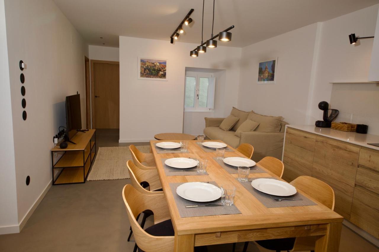 Suite 101 - 2 Bedroom Suite At Amando Perez Suites Ribadeo Esterno foto
